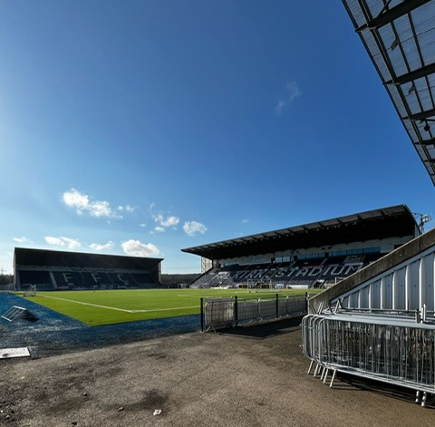 ILFScotland's tweet photo. ILF Scotland are visiting @falkirkfcf in this glorious sunshine today to discuss how their Transition Fund can help with their programs of work in the local community!
#ilfscotland #transitionfund #falkirkfc #falkirkfcfoundation https://t.co/0EJnUHO8ll