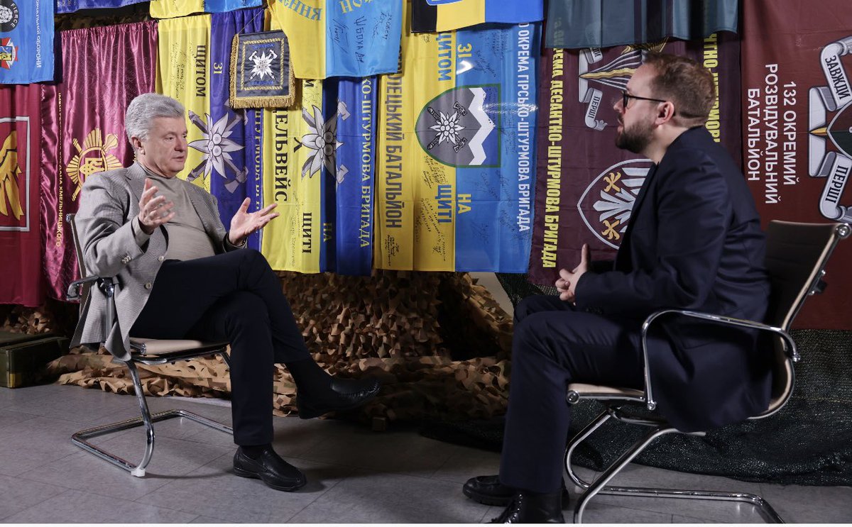 BREAKING: In an exclusive interview with me, former Ukrainian President Poroshenko launches a scathing attack on Zelenskyy, defends Trump, and calls for a major shift in Ukraine’s military strategy.
🔹 Accuses Zelenskyy’s team of "moving the country to a dictatorship", while the