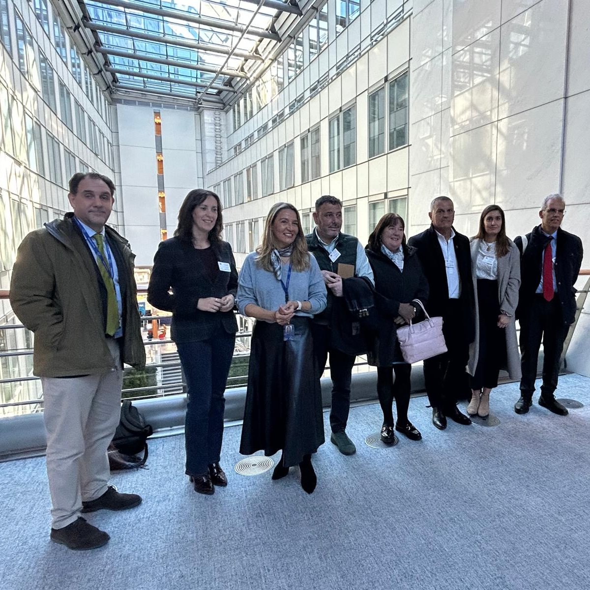 fempcomunica's tweet image. 👉La Red de Municipios en Transición Justa - #ACOM ESPAÑA, integrada en @fempcomunica, presente hoy en @Europarl_ES. 

La presidenta de la red @GemminaIbias y el secretario general de la federación @Luismsicluna encabezan una delegación con la representación de todos los partidos