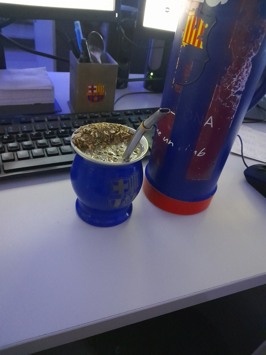 jebusnba23's tweet photo. En el laburo arrancando con buena música y la mejor onda @fmluzu_ 

#FMLuzu https://t.co/1WqewI0Ckh
