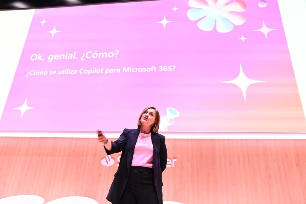 <a href="/MariaComin1/">María Comín</a>, directora de Educación preuniversitaria en <a href="/MicrosoftES/">Microsoft España</a>, habla de cómo la incorporación de la IA en instituciones educativas ha pasado del 45% en 2023 al 86% en 2024 💥

📌 Esta mañana en la Jornada de <a href="/ecatolicmadrid/">Escuelas Católicas Madrid</a>
&amp; <a href="/nunsys/">NUNSYS</a> en el auditorio del <a href="/bancosantander/">Santander</a>.