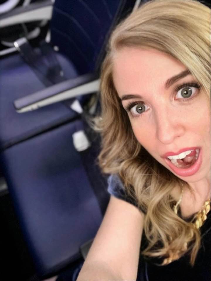 JillianAversa's tweet photo. The airline gods smileth down on me today; there are not one, but TWO empty seats beside me on my early morning flight to San Francisco. 😌 See you soon, #GDC!
#GDC25 #GDC2025 #GameAudio #GameMusic #vocalist #soundtrackvocalist #sessionsinger #vgm #videogamemusic #gamedev https://t.co/ZuCNeLGLE4