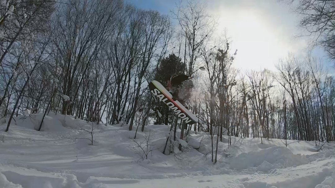 manabugu's tweet photo. 今シーズン写真一枚も撮ってないから、
昨シーズンのベストショットを貼った。
(buddy)
#ROME
#SALOMON
#UNION
#Snowboards https://t.co/MJfgwkwB0h