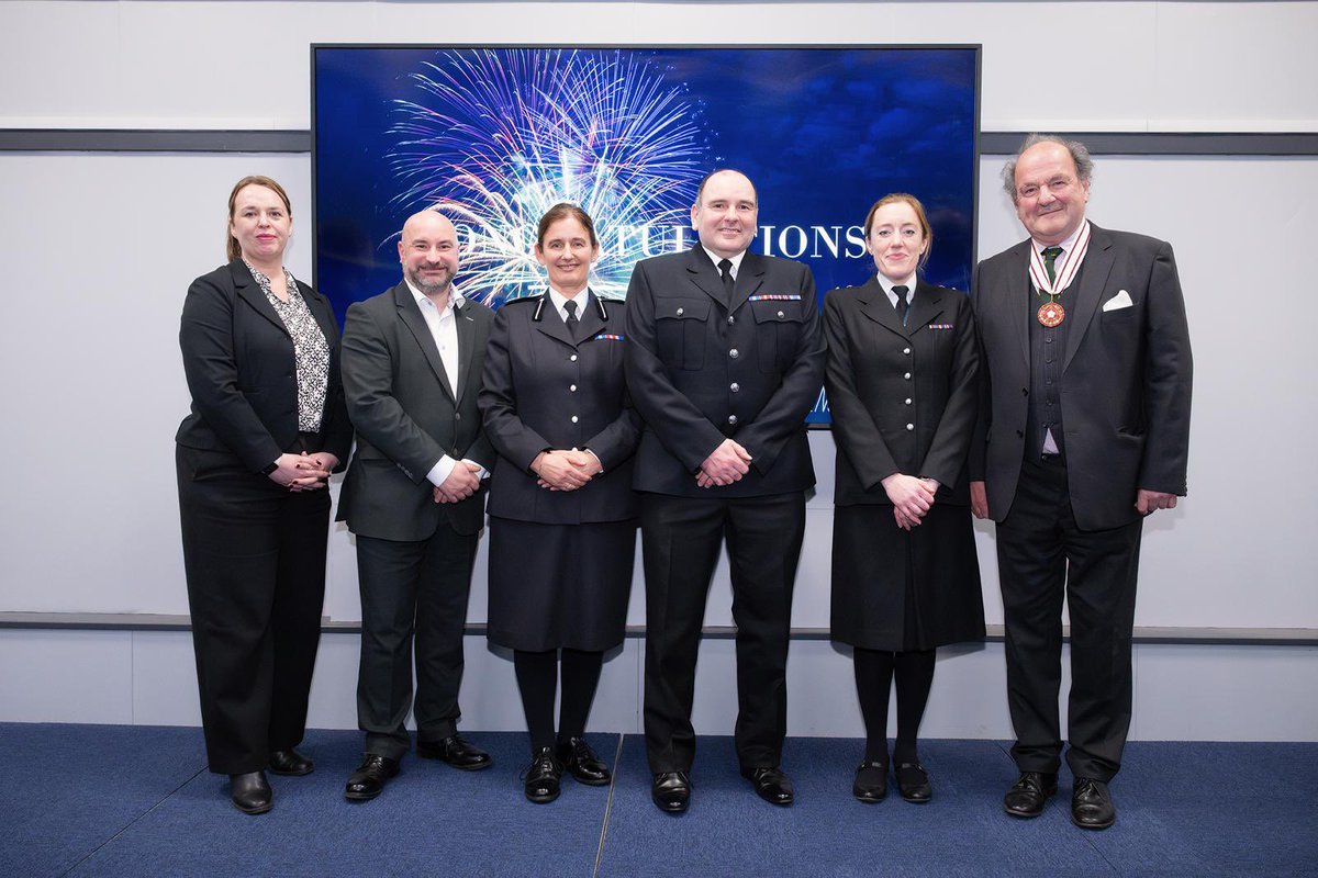 LincsLordLt's tweet photo. David Chambers DL was privileged to present 25 awards to members of Lincolnshire Police - a great reminder of how good they are, and how grateful we are to all for the good job they do. @LincsPolice https://t.co/8m1j6aXk0x