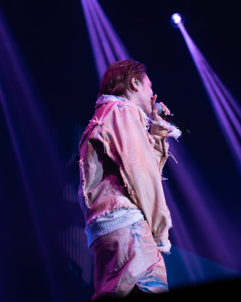 AOMGOFFICIAL's tweet photo. [유겸 (YUGYEOM)]

2025 YUGYEOM TOUR [TRUSTY] ENCORE in BANGKOK

Ready to TRUST ME ! 🐥💚

@yugyeom
#유겸 #YUGYEOM
#2024YUGYEOMTOUR
#2025YUGYEOMTOUR
#2025TRUSTY_ENCORE_IN_BANGKOK
#AOMG https://t.co/2hDOeBi6F7