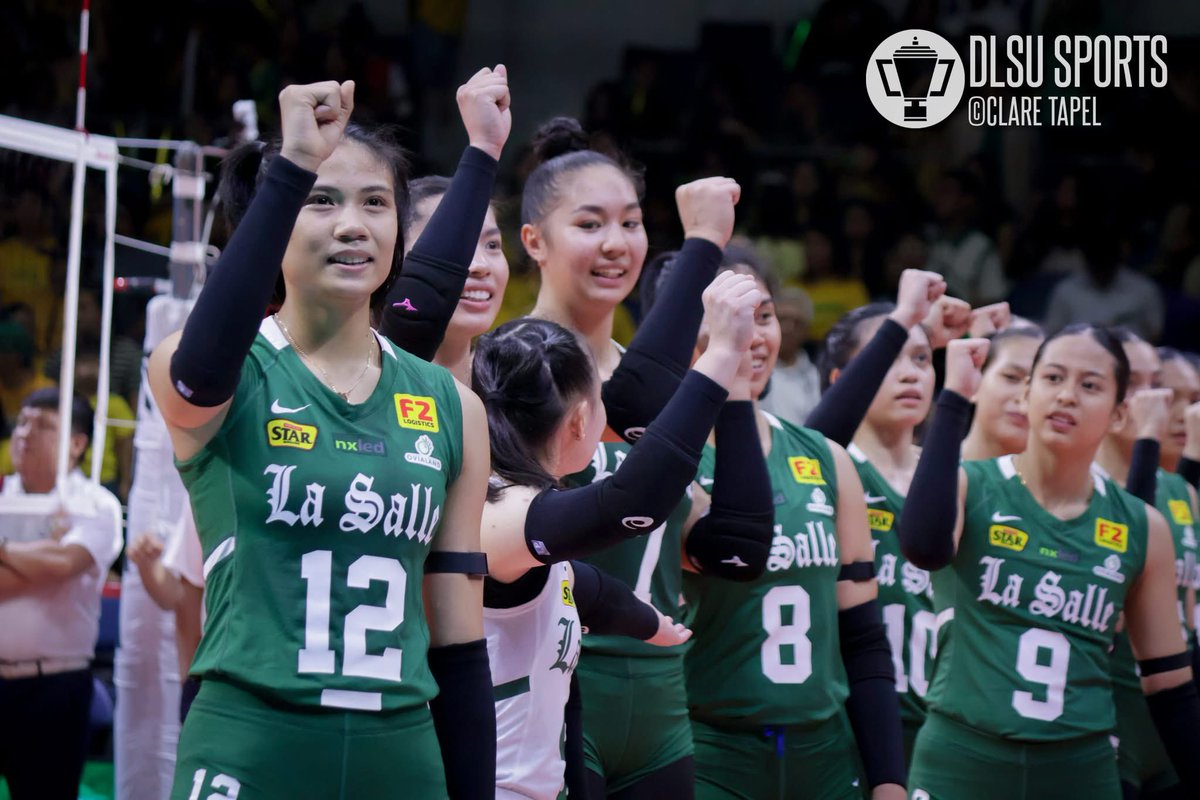 tj_canino's tweet photo. Our girls and boys won't back down, that's for sure. Ilaban niyo 'to, andyan na 'yan. TIWALA LANG! 🏹💚

To you— @uaap_official, shame on you! Mga wala kayong bayag. 🥴 https://t.co/5s1Go1sokS