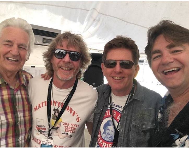 trvlnmccourys's tweet photo. We’re a day or two late, but we wanted to shout out the great Tim O’Brien - who shares a birthday with Ronnie! Hope you had a great day, Tim!
#travelinmccourys #ronniemccoury #sambush #delmccoury #timobrien #mandolin #bluegrass #happybirthday https://t.co/ZlnWbLmIkV