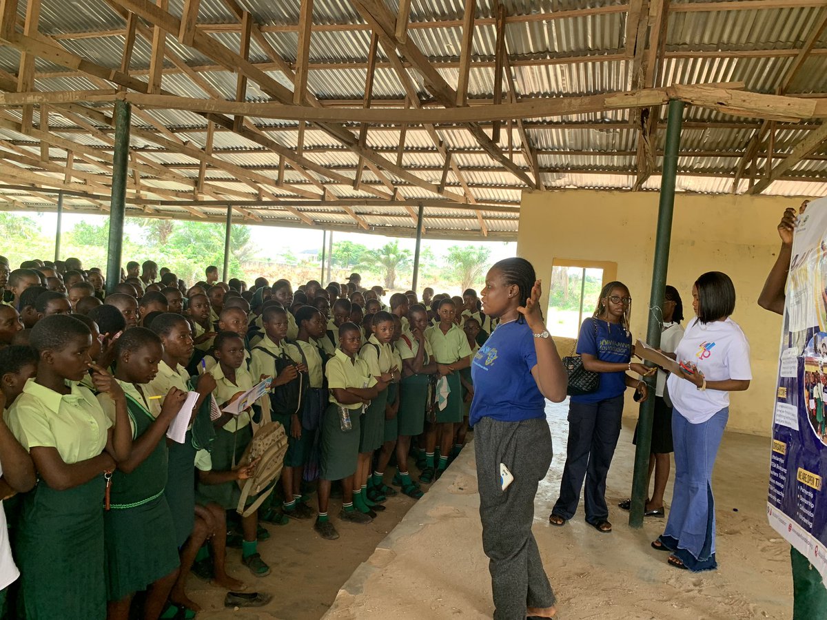WAAWFUTOChapter's tweet photo. The students actively participated in the experiments and discussions, displaying eagerness to learn. 

The outreach was a huge success, promoting gender equality in STEM education and inspiring students to pursue careers in science, technology, engineering, and mathematics. https://t.co/pA2cd6NLls