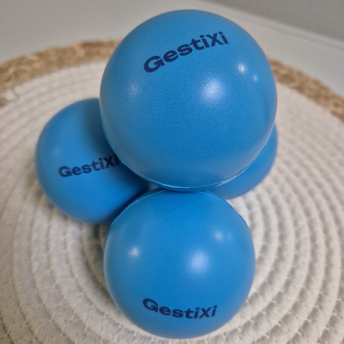 🎉 𝗡𝗢𝗨𝗩𝗘𝗔𝗨 𝗣𝗥𝗢𝗝𝗘𝗧… 𝗭𝗭𝗭𝗘𝗡 !
La société GESTIXI a choisi de faire confiance à notre expertise pour la création de cadeaux clients.🎁
Notre arme secrète ? La personnalisation de balles anti-stress, pour une détente sur mesure… et sans pression !
Merci à GESTIXI