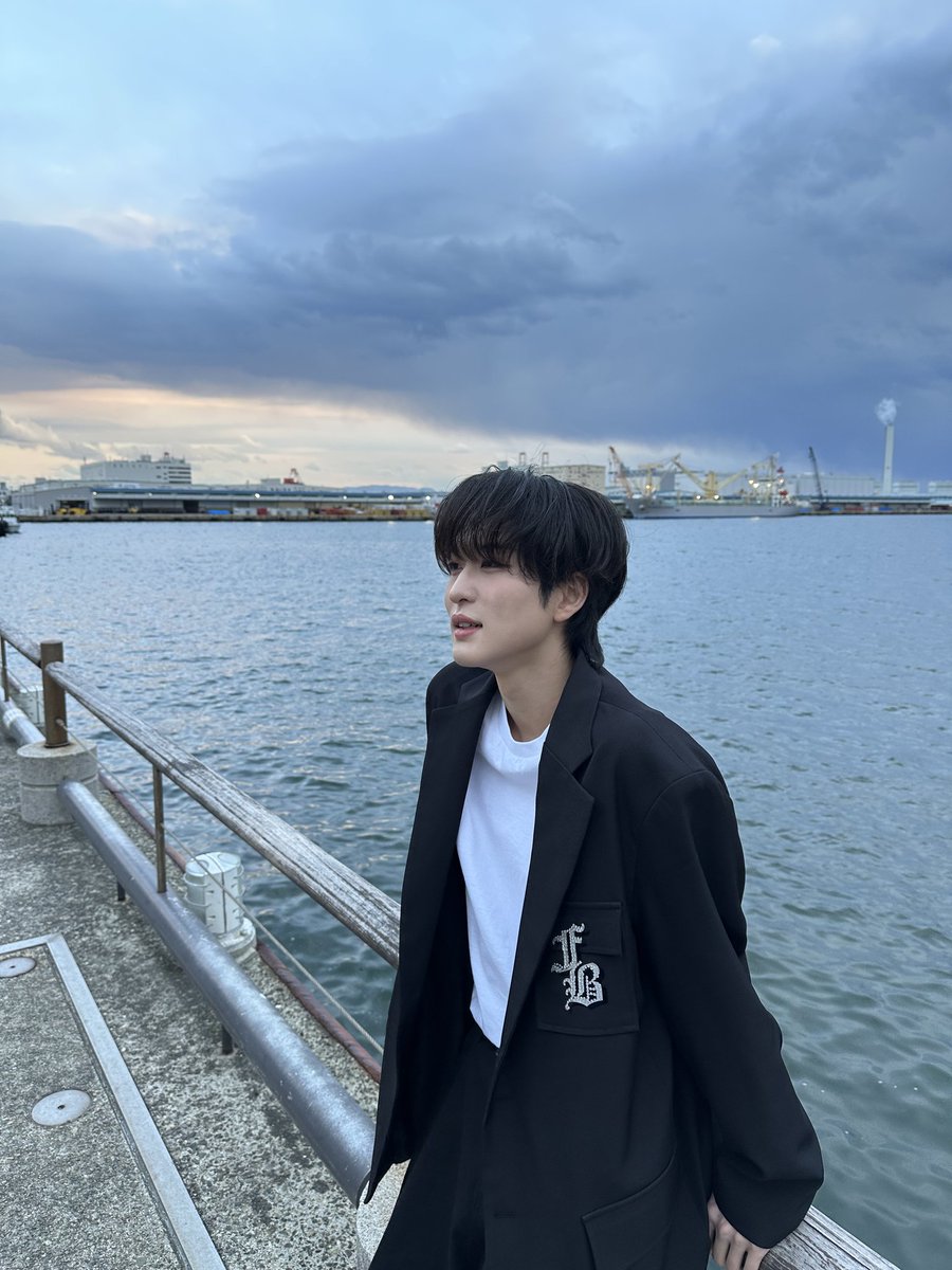 fantasyboystr's tweet photo. [180325] Wooseok Twitter Güncellemesi

Pazartesi perisi şu anda Bandileri özlüyor…

#FANTASYBOYS #판타지보이즈
#KIMWOOSEOK #김우석 https://t.co/zMSOy7mJ0w
