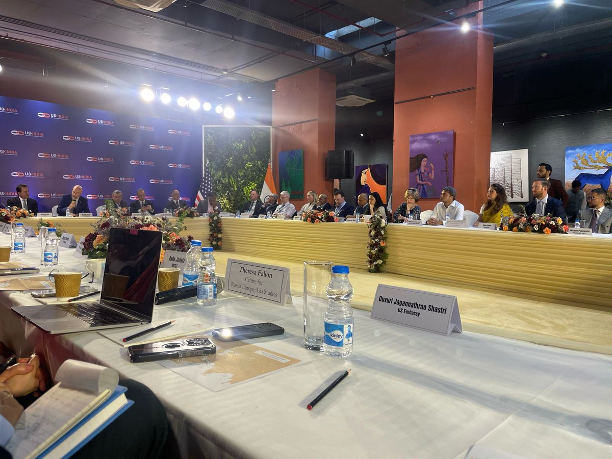 ItalyinIndia's tweet photo. 🇮🇹&amp; 🇮🇳 natural terminals of the Indo-Med. region. Joint participation in #IMEC confirms broad convergence of views &amp; interests. At @HeritageFoundation roundtable Amb. @antoniobartoli emphasised 🔑 role of connectivity, infrastructures, ports, trade &amp; data in 🇮🇹 🇮🇳 partnership https://t.co/LdHxgVIw2Q