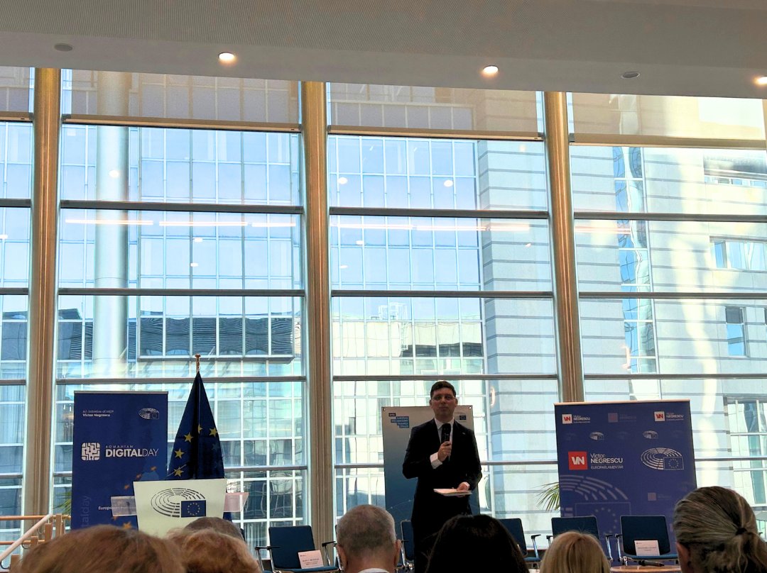 Lifelong Learning Platform tweet media