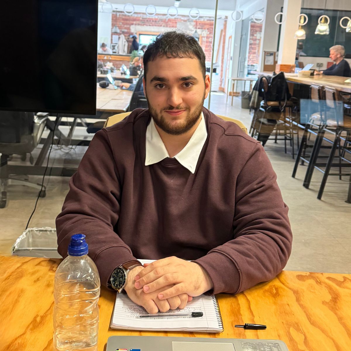 Effective (@effcompr) on Twitter photo Meet Dan 👋
A second year Marketing student <a href="/UniSouthWales/">University of South Wales</a>, Dan has joined us for a ten week placement. He’s been a great help to the team so far and has enjoyed gaining hands-on experience at Effective, where he’s been able to put what he's learned at University into practice. Meet Dan 👋
A second year Marketing student <a href="/UniSouthWales/">University of South Wales</a>, Dan has joined us for a ten week placement. He’s been a great help to the team so far and has enjoyed gaining hands-on experience at Effective, where he’s been able to put what he's learned at University into practice.
