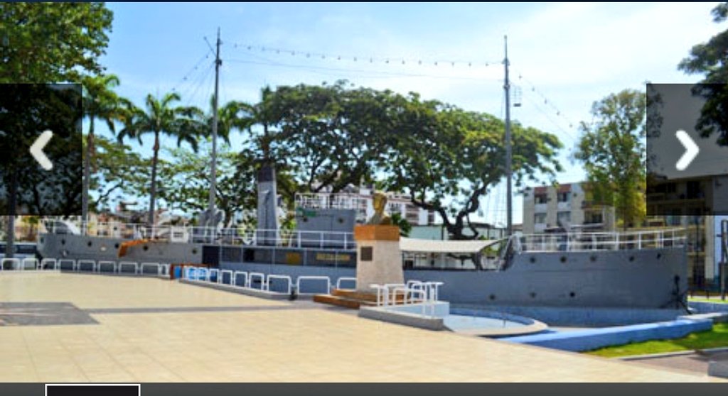 tvillon's tweet photo. @armada_ecuador un año cerrado este parque hermoso por motivos de seguridad. Es una pena no vean otra alternativa de control, como se pierde valor por compartir espacios verdes para niños y mayores. un lugar con reseñas históricas, hoy todo alambrado con púas.Cómo afean la ciudad https://t.co/oEkqULip04