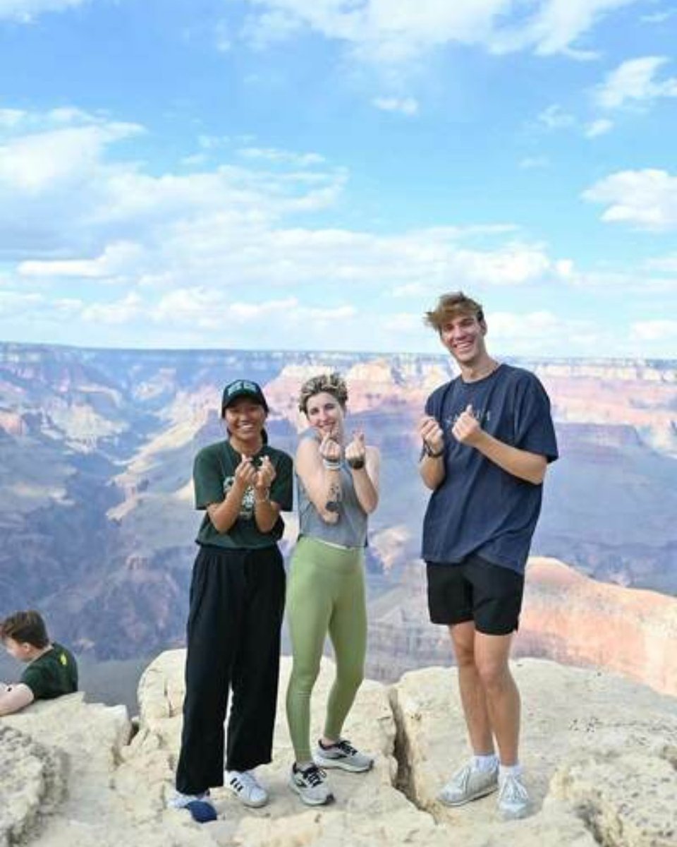Mendoza College of Business (@ndbusiness) on Twitter photo From service in Phoenix to studying abroad in South Korea, accounting student Mary Nem '26 is making the most of every opportunity at <a href="/NotreDame/">University of Notre Dame</a>. ☘️
Read her story via @NDAdmissions: admissions.nd.edu/visit-engage/s…
#GoIrish #NDJourney #NotreDame From service in Phoenix to studying abroad in South Korea, accounting student Mary Nem '26 is making the most of every opportunity at <a href="/NotreDame/">University of Notre Dame</a>. ☘️
Read her story via @NDAdmissions: admissions.nd.edu/visit-engage/s…
#GoIrish #NDJourney #NotreDame