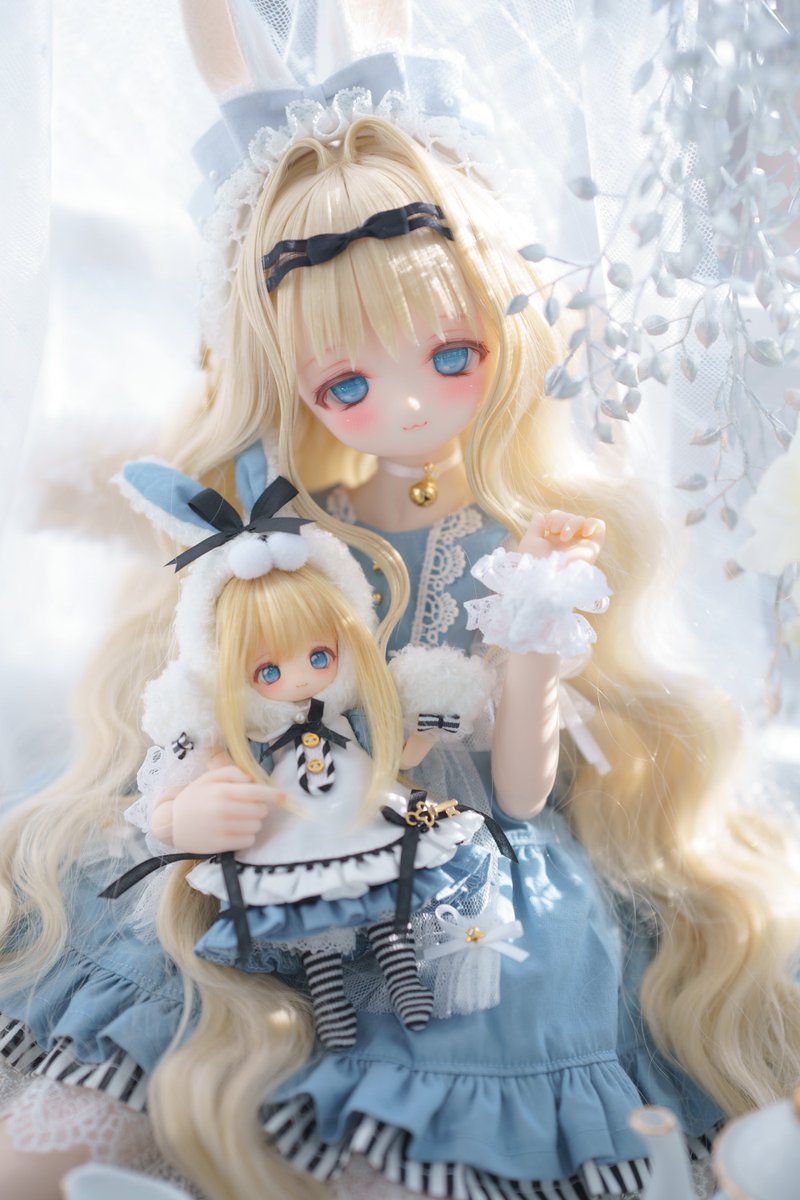 ふわふわうさぎさん🐰
おそろいでメイクしました🩵