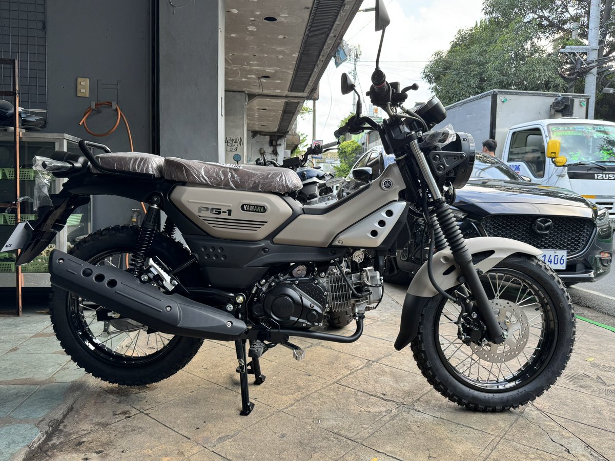 kuyajimmy's tweet photo. YAMAHA PG-1カスタムプロジェクト始動❗️YAHAMA Motorsの旗艦店Y-ZONEからカスタムショップ(英語ではBuilder)にPG-1が到着。ここから2ヶ月かけて、オフロードから街乗り仕様に生まれ変わります。ワクワクのアラフィフ😁　#pg1 #yamaha #yamahaph #yzone https://t.co/FhzQ7Vwy8R