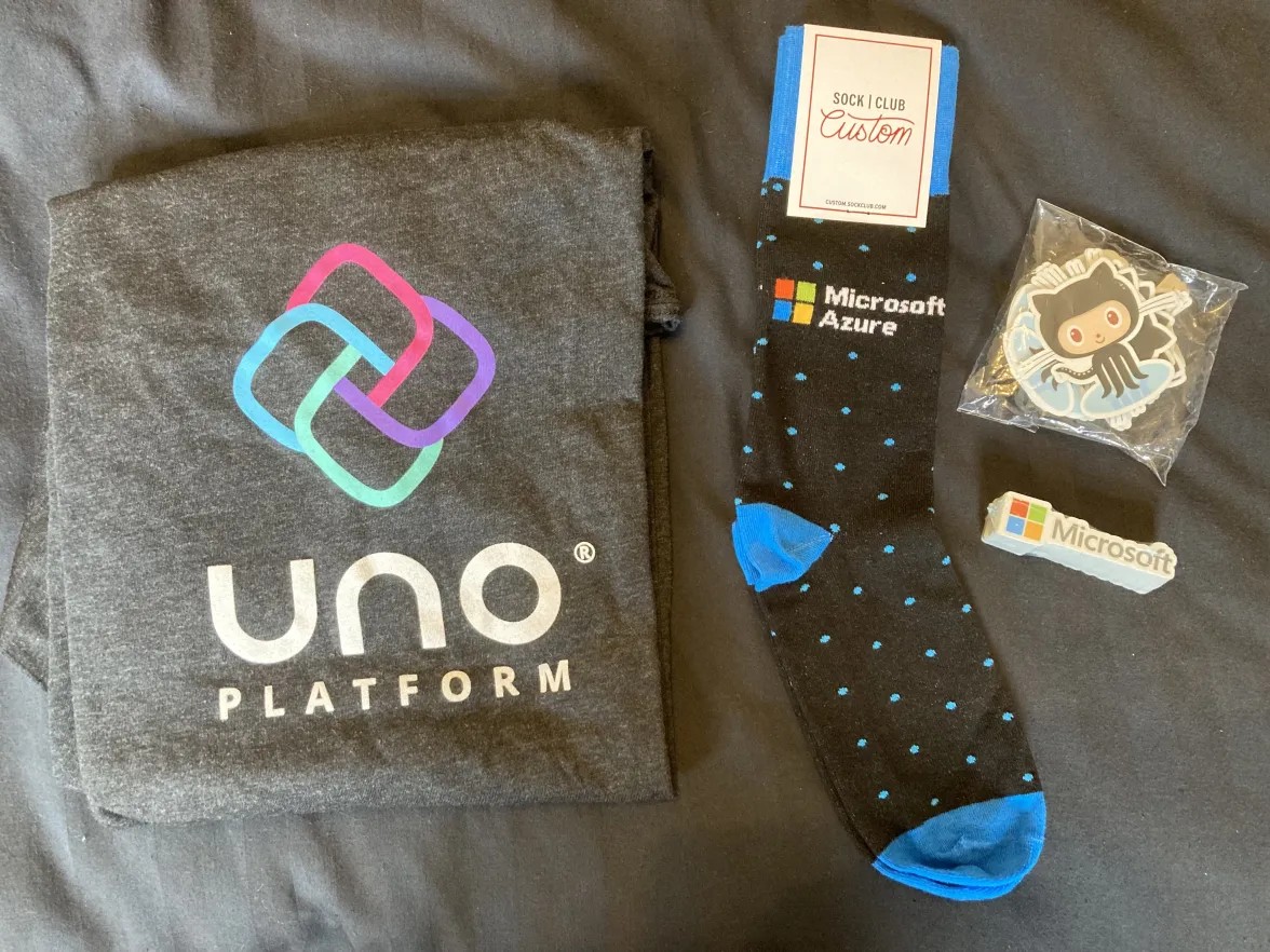 mikeirvingweb's tweet image. Spoiler Alert: Tonight&apos;s @DotNetNorth Raffle Prizes include Socks! 🧦

Raffle Prizes: @jetbrains licences, @Azure socks, @UnoPlatform t-shirts

+ free for all: stickers from GitHub and Microsoft, Dot Net North beer mats