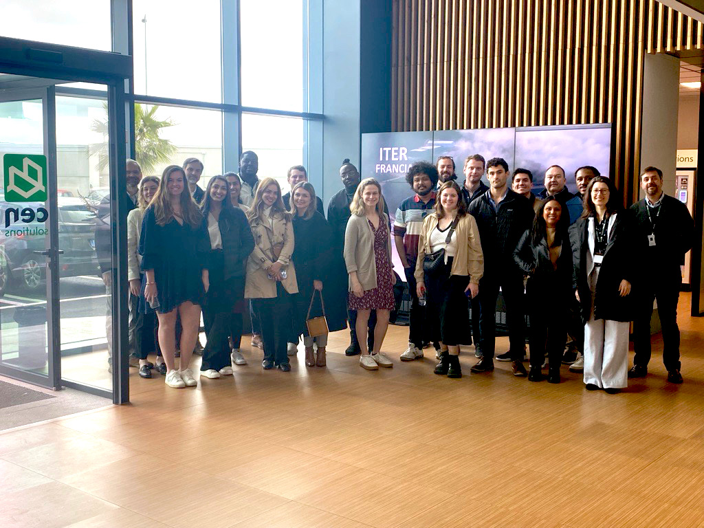 CEN Solutions (@cen_solutions) on Twitter photo 🙌 ¡Gracias por la visita <a href="/UTexasMcCombs/">Texas McCombs</a> School of Business! 🙌
🤝 Ha sido un placer recibir a los integrantes del Master of Business Professional Executive program.💚
Un grupo de profesionales destacados explorando el sector energético.
¡Os deseamos muchos éxitos!🚀🔋 🙌 ¡Gracias por la visita <a href="/UTexasMcCombs/">Texas McCombs</a> School of Business! 🙌
🤝 Ha sido un placer recibir a los integrantes del Master of Business Professional Executive program.💚
Un grupo de profesionales destacados explorando el sector energético.
¡Os deseamos muchos éxitos!🚀🔋