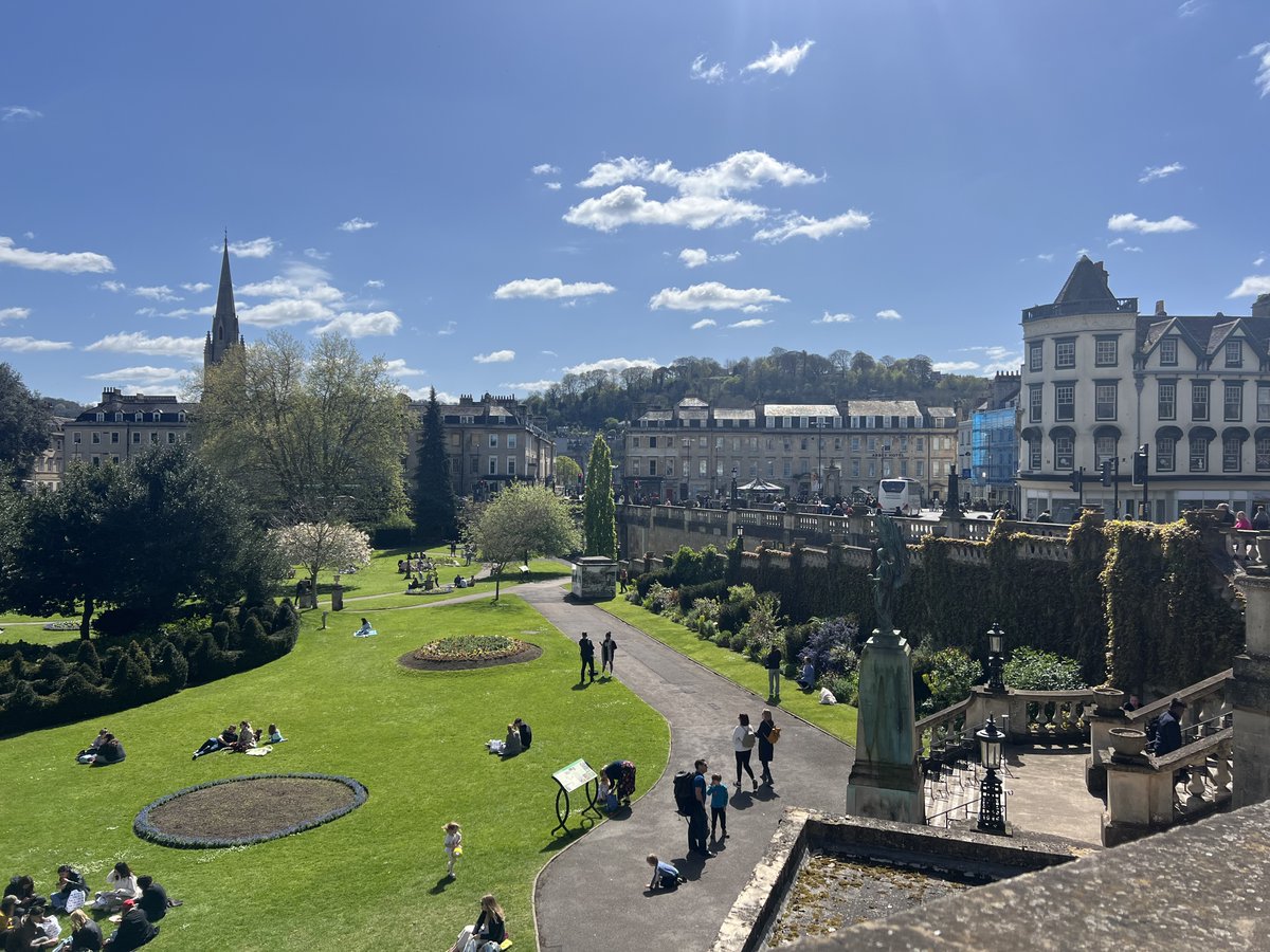 RevealCentre's tweet photo. With such stunning surroundings, it’s no surprise our team’s creativity is always in full flow! ✨ Come visit #REVEAL at the @UniofBath campus anytime. 💖

#Bath #Somerset #Research #University #Innovation #Impact #HCI #History #Nature #Landscape #Photography #Photoshoot https://t.co/JZtpchCMBW