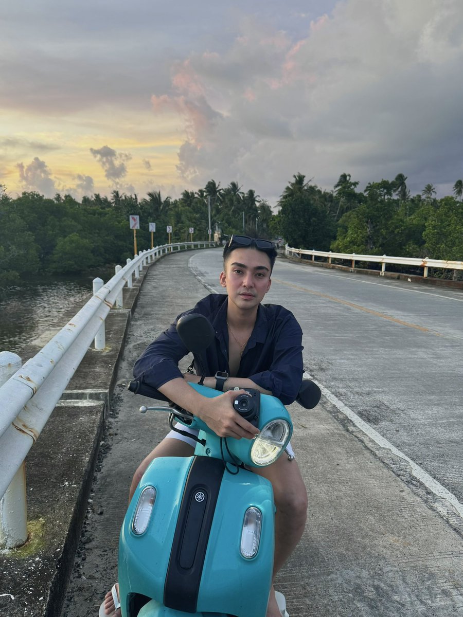 jronchuaa's tweet photo. siargao 🌴 https://t.co/YBsaU5KhmL