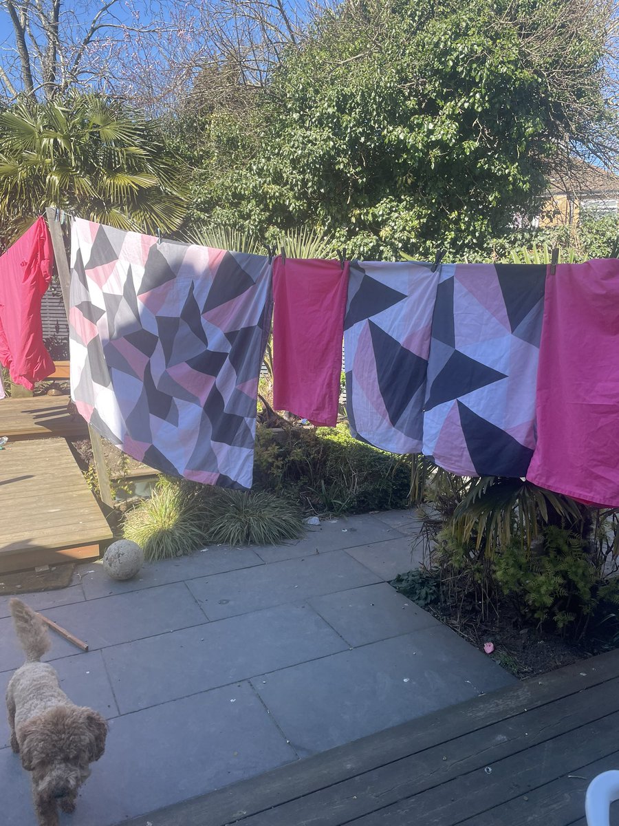Is there anyone else, that feels as excited as I do, about hanging their washing out on the line? Today it’s my daughter’s bed linen…