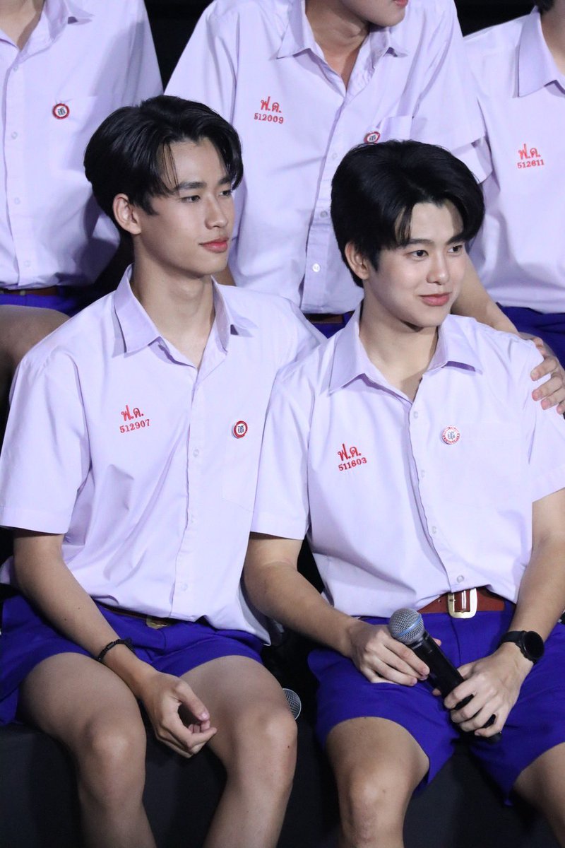 pchymysn's tweet photo. เคะหล่อ                                                      ไอ่หมอนั่น https://t.co/MSZ31jusFm