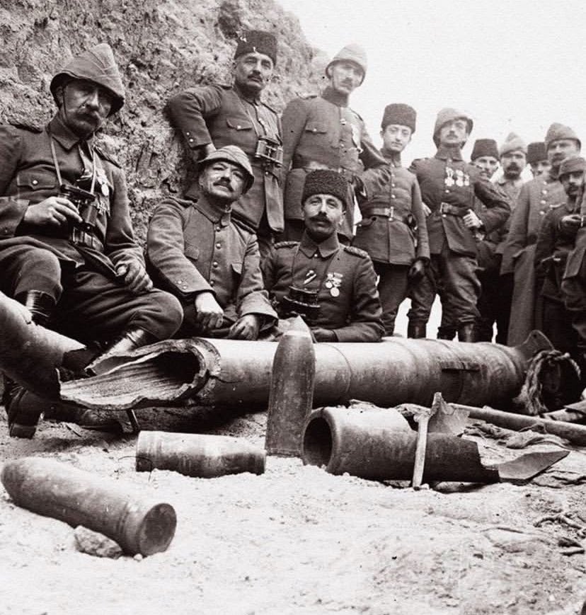 Çanakkale zaferimizin 110.Yıl Dönümünde
“Çanakkale Geçilmez” sözünü tarihe kazıyan şehitlerimizi rahmet ve minnetle anıyoruz.
Ruhları şad, mekânları cennet olsun.

#çomü #canakkalezaferi #Canakkale