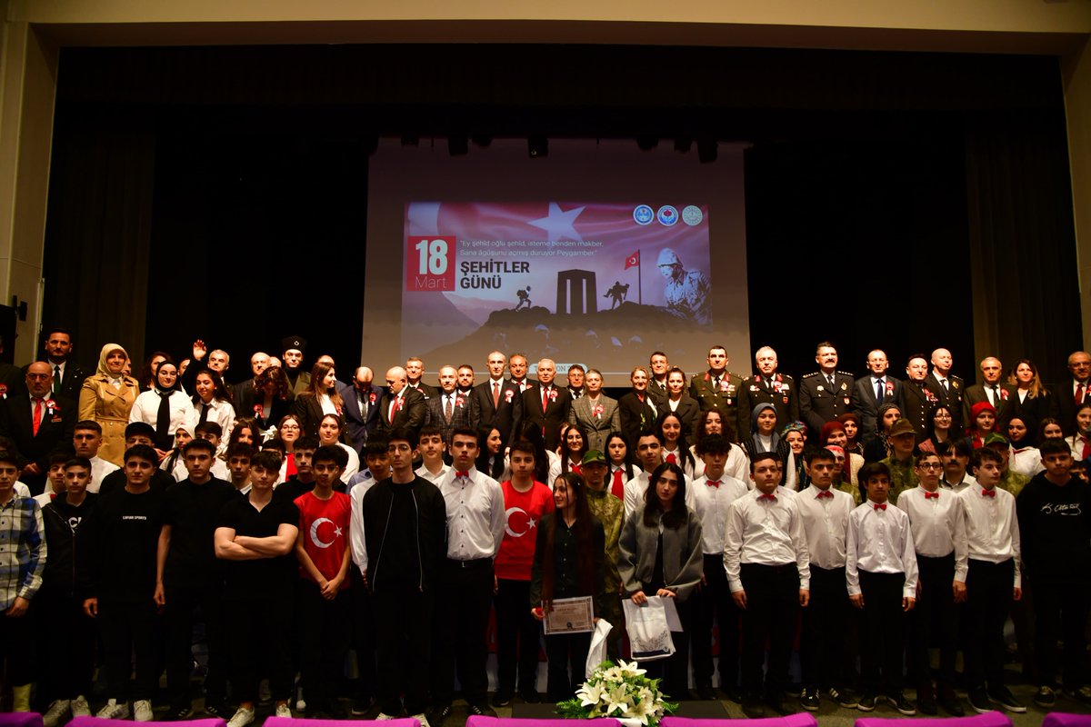 Vali Yıldırım 18 Mart Şehitleri Anma Günü ve Çanakkale Zaferi’nin 110. Yılı Anısına Düzenlenen Programa Katıldı👇trabzon.gov.tr/vali-yildirim-…