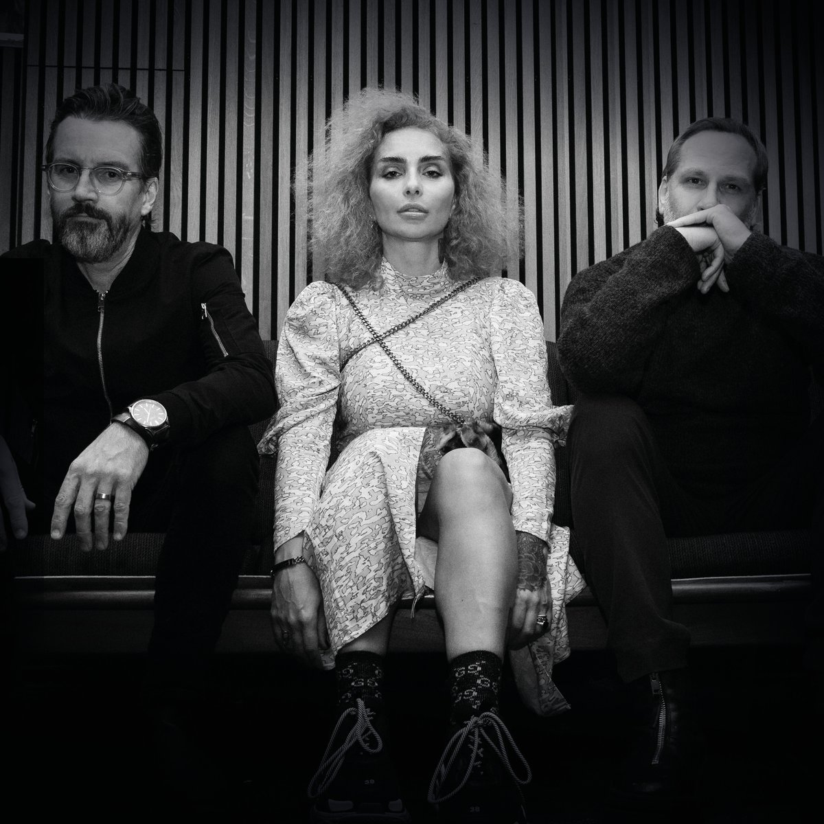 #VELVETMOON Captures Magic with In The Moment Live EP

indie-music.co/2025/03/18/vel…