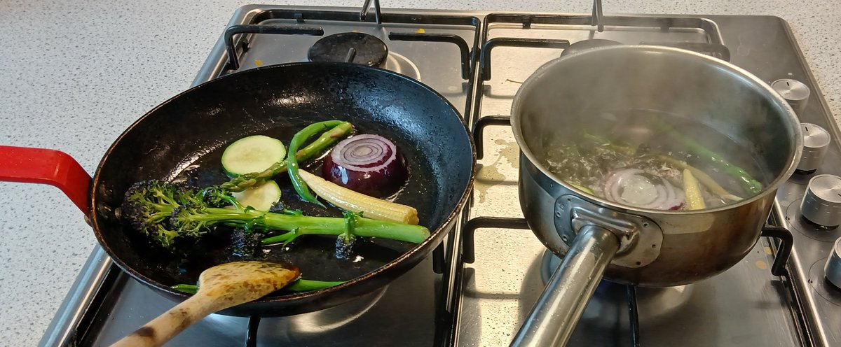 Higher Chemists looking at flavour molecules in food. How do vegetables taste different are being cooked in oil or water?