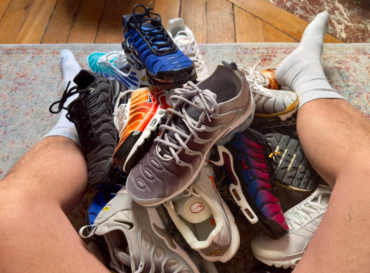 daddycooltn's tweet photo. Hard choice!!! 
#tnlover #whitesocks #tnboy #kiffeur #gayboy #gay https://t.co/B9jsYBNaTh