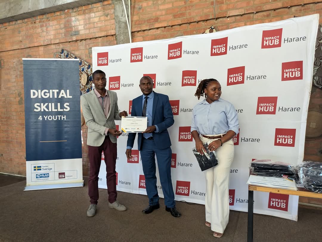🎉 Celebrating Bulawayo MicroWorkspace Cohort 2!
25 graduates (13 women, 12 men) earned 63 Google certifications in IT Support, UX Design, Cybersecurity &amp; more! Part of the SIDA-funded Digital Skills for Youth project, equipping youth for the digital future.