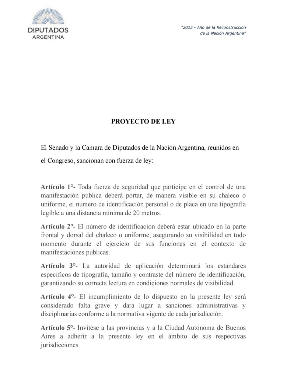 eugealia's tweet photo. 🏛 • Presentamos un proyecto para que las fuerzas de seguridad deban estar visiblemente identificadas durante manifestaciones públicas. El libre derecho de expresión y protesta deben estar garantizados, así como también el accionar responsable y transparente del control público https://t.co/Sg00oFMRyX