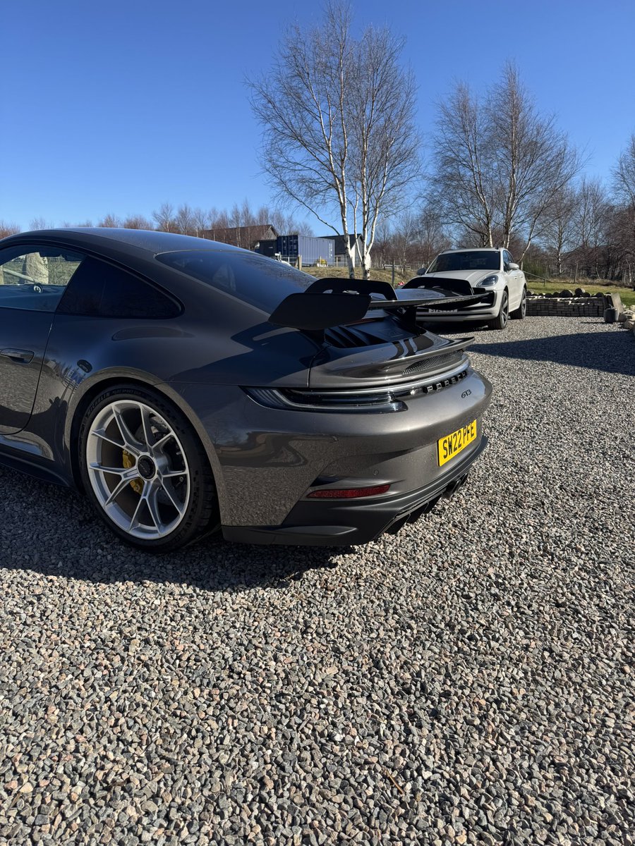 gordon1116's tweet photo. All clean after yesterday’s drive it’s so good to have some sunshine at this time of year https://t.co/PSQzQp3S02