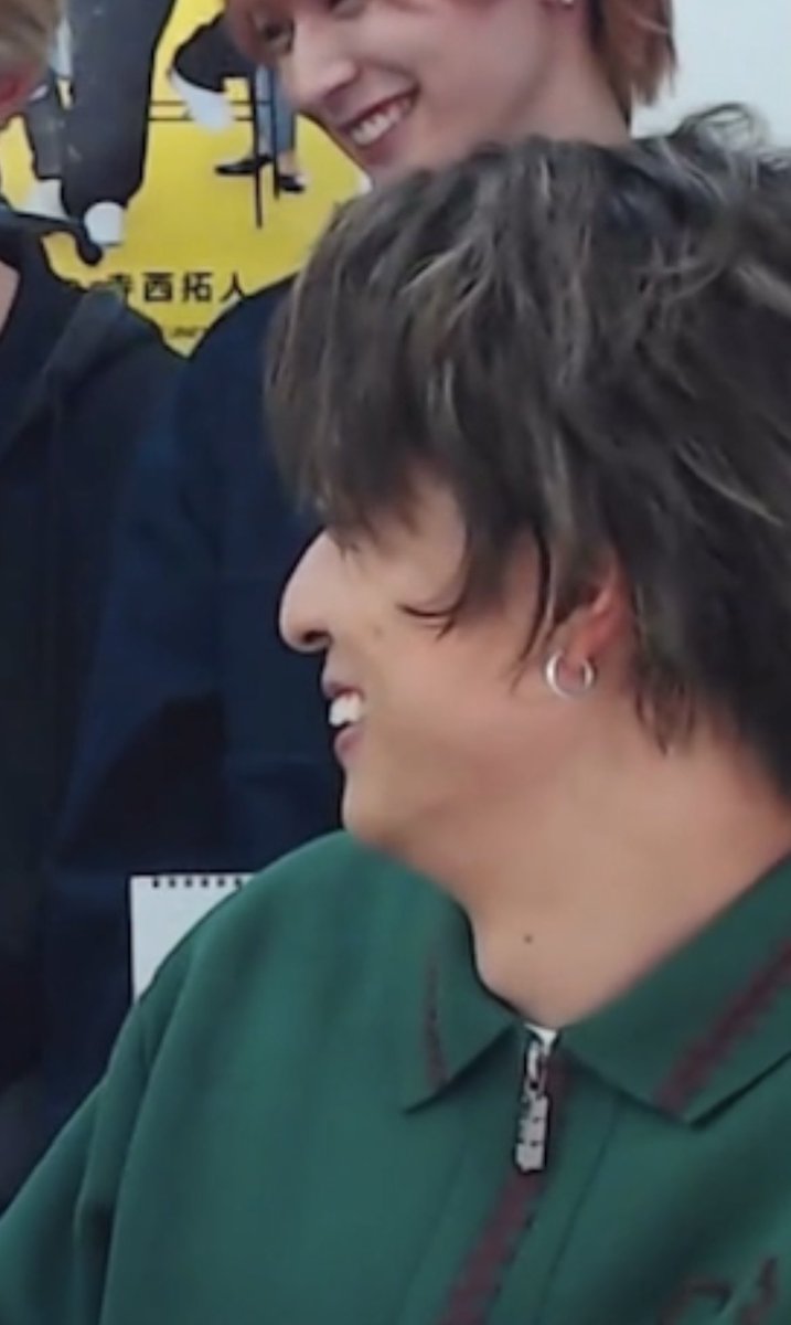 てらのフープピアスやっぱ好きだなあ🥲💘
 #寺西拓人  #ラーメンD松平國光