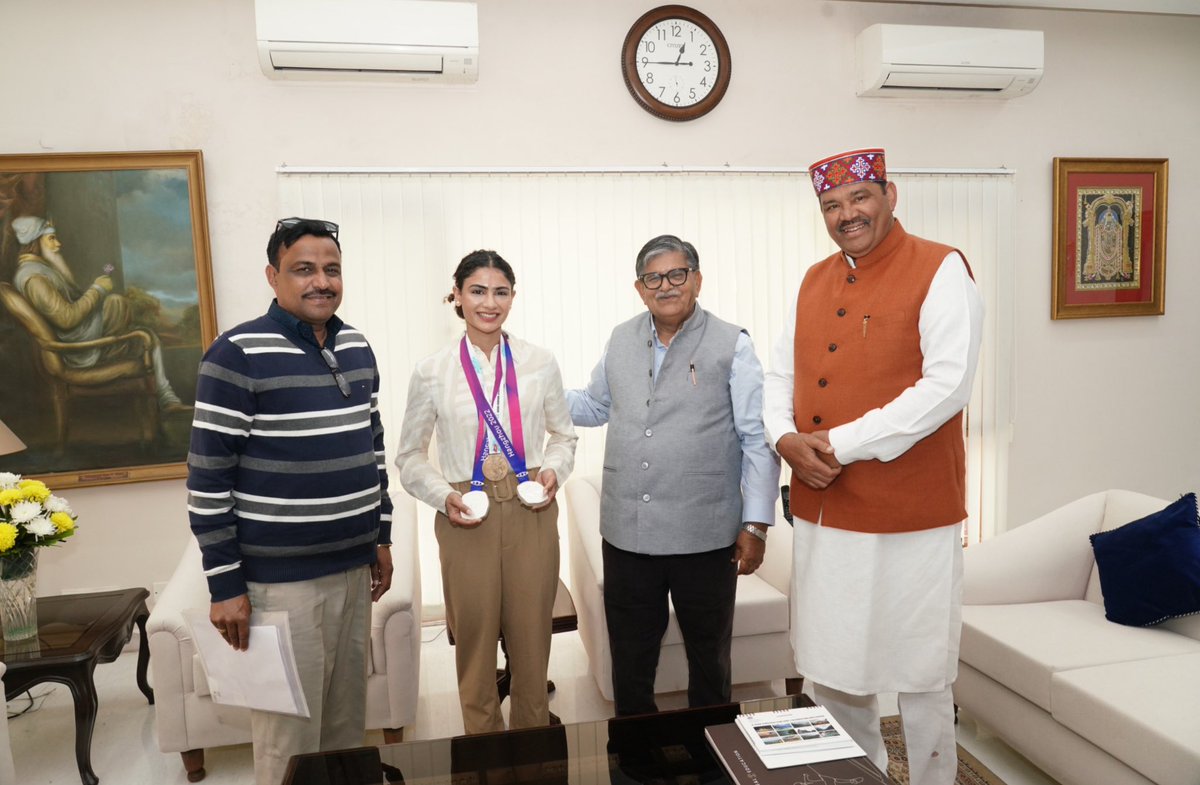 Had a wonderful time meeting honourable Governor punjab and administrator Chandigsrh Gulab Chand Kataria ji. He wished me luck for future and blessed me with his wisdom.
