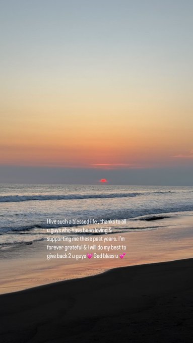 Watch avocado thottie's leaked NSFW photo on TwXstars