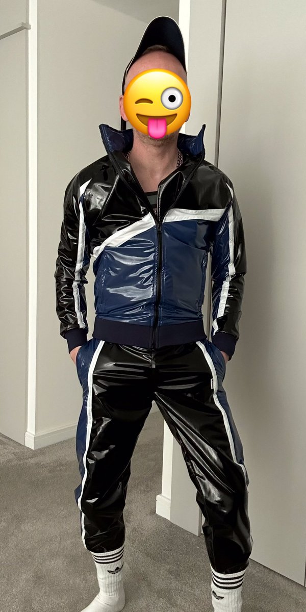 Who wants to meet me in my new trackie? 😈😜👅🧢💦