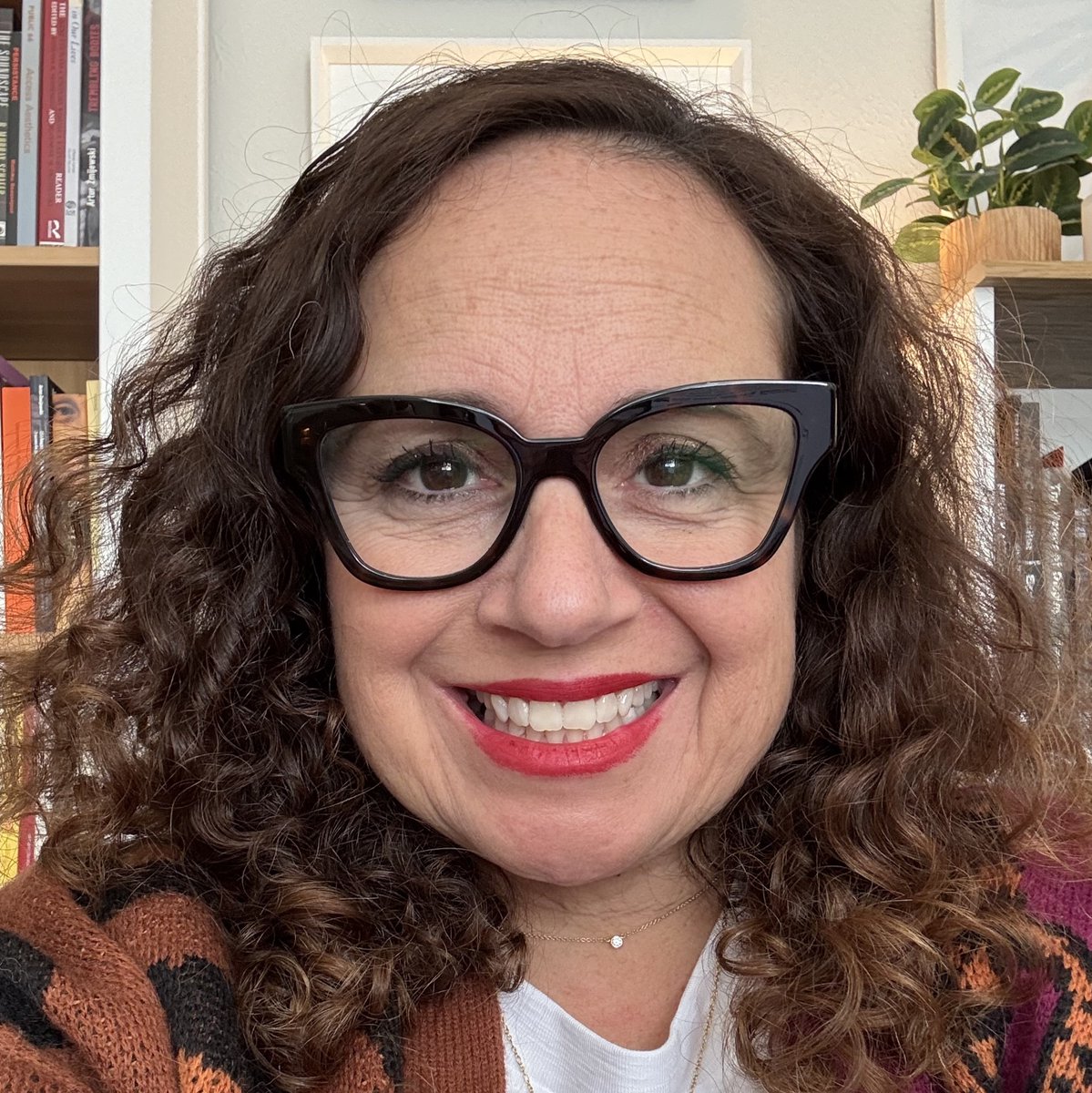 westernuFIMS's tweet photo. Join us on tomorrow at 12pm for a conversation with Dr. Amanda Cachia and Dr. Syrus Marcus Ware on "Conversations on Access: Disability Art Activism &amp; Institutional Critique."

This virtual event will discuss the topics of accessibility and disability.

https://t.co/8jpxBiSOX8 https://t.co/YoGQ5AFXFP