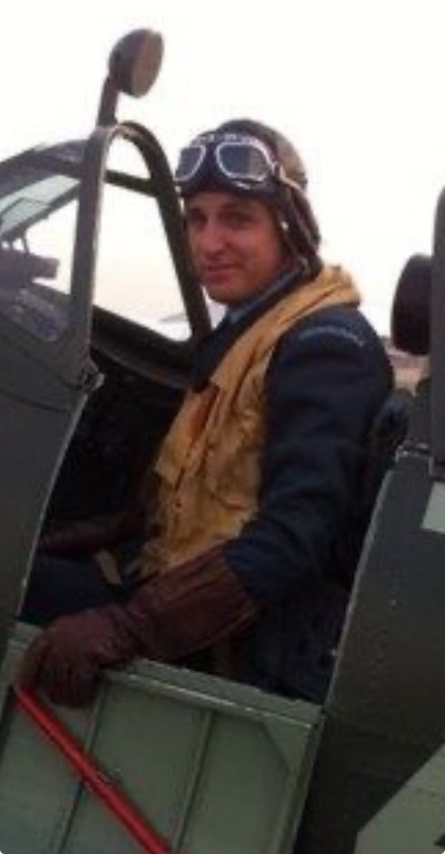 Helen_Andrew_'s tweet photo. In his element https://t.co/veUcuCL1VE