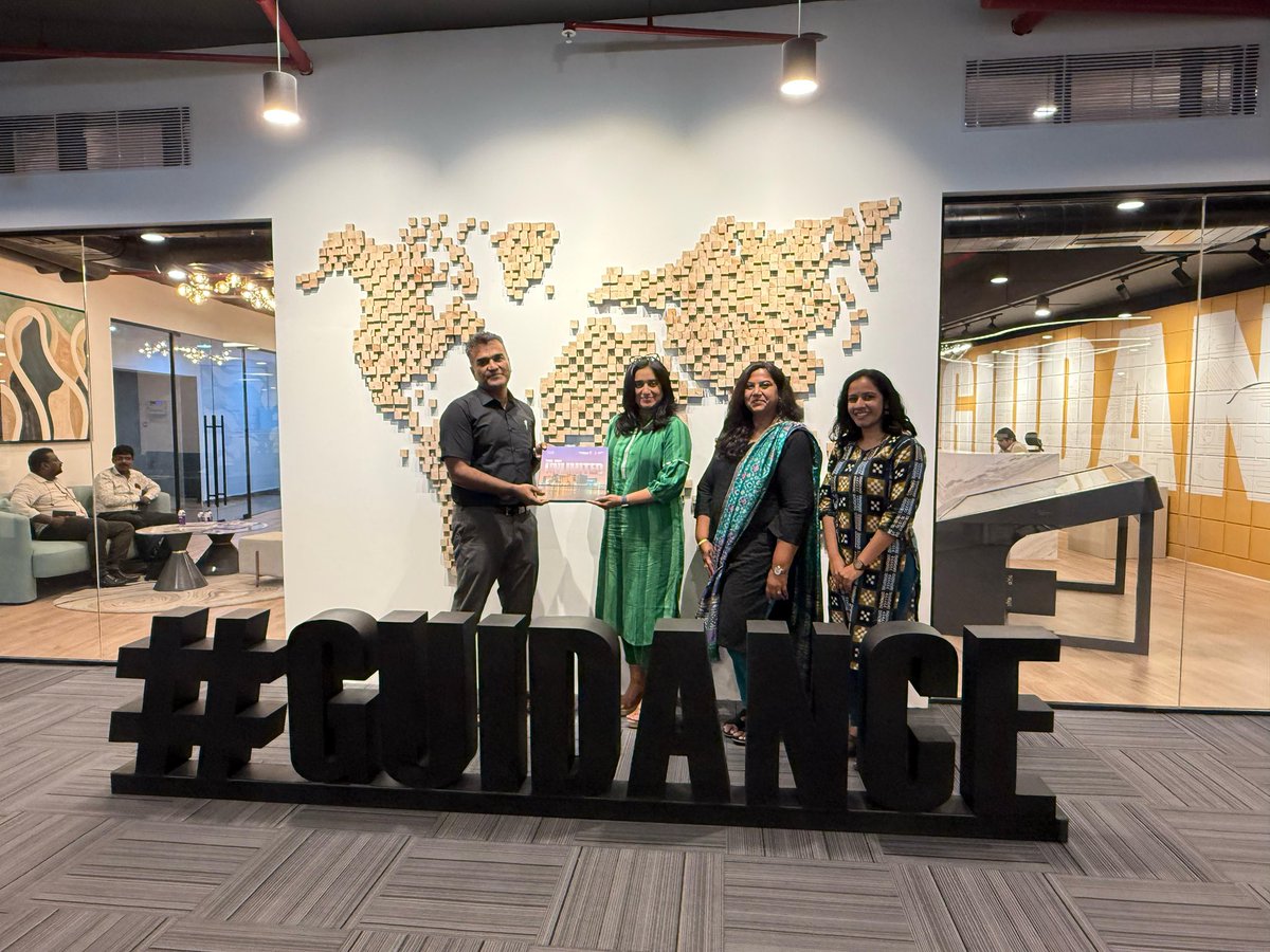 Big Bets on BFSI 

Strengthening our position and contributing to the growth of the BFSI sector in Tamil Nadu, we met with Zafin, a Canada-based banking services company specializing in SaaS solutions that drive core modernization, digital innovation, and advanced product/pricing