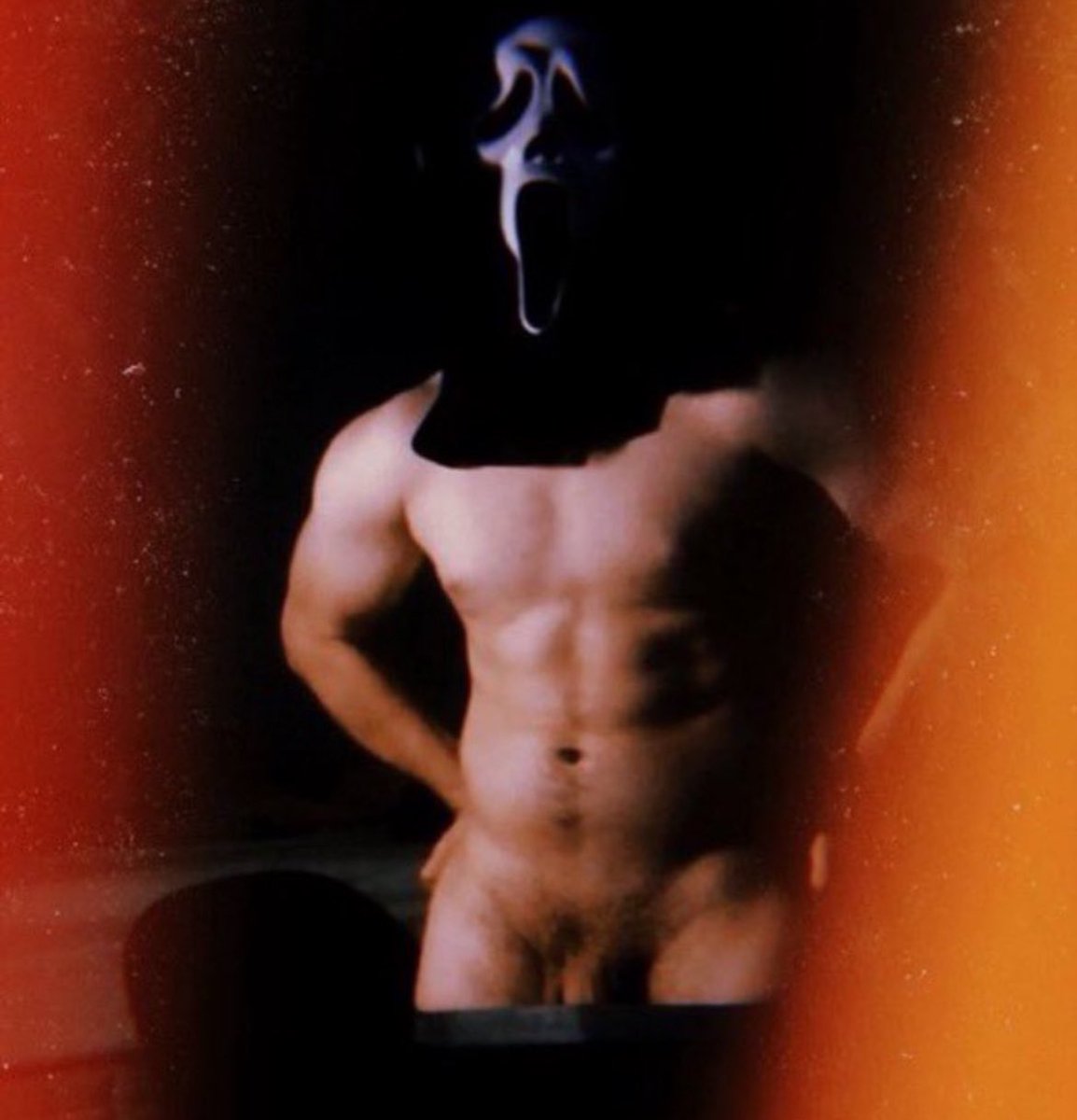 BwcDemon's tweet photo. 30 6’3 8.5
Extreme kinks few limits 
DM’s open
Not new to #nsfw #nsfwtwt https://t.co/OziZFC8env