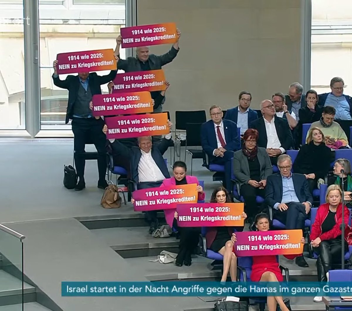 callmenico_tw's tweet image. Wenn du in Geschichte Kreide holen warst: #BSW #Dullis #Grundgesetzänderung #GG #Bundestagsdebatte #Bundestag