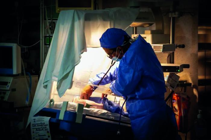 Destacan fortaleza de las relaciones Cuba-Nigeria; Médicos cubanos ayudan a superar rezago sanitario; EE. UU. lanzó bombardeo contra Yemen; Desarrollan estaciones de carga ultrarrápida.
#SentirPinero
#IslaDeLaJuventud