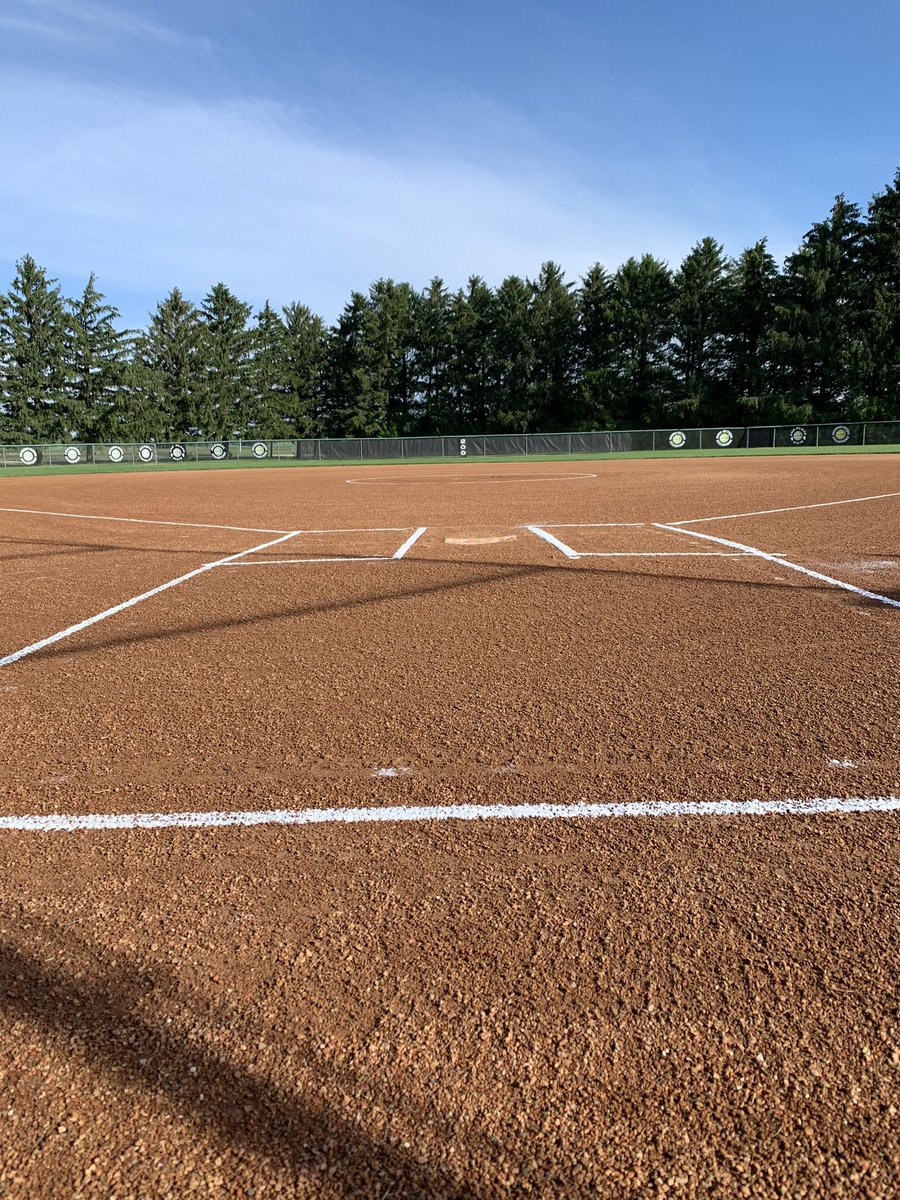 🥎🥎GAME DAY!!🥎🥎

On our Dirt against Hampshire today, First Pitch 4:30!! 

See you There!! 

#KnightsProud
#KnightsOnTheDirt
#ReadyToWork