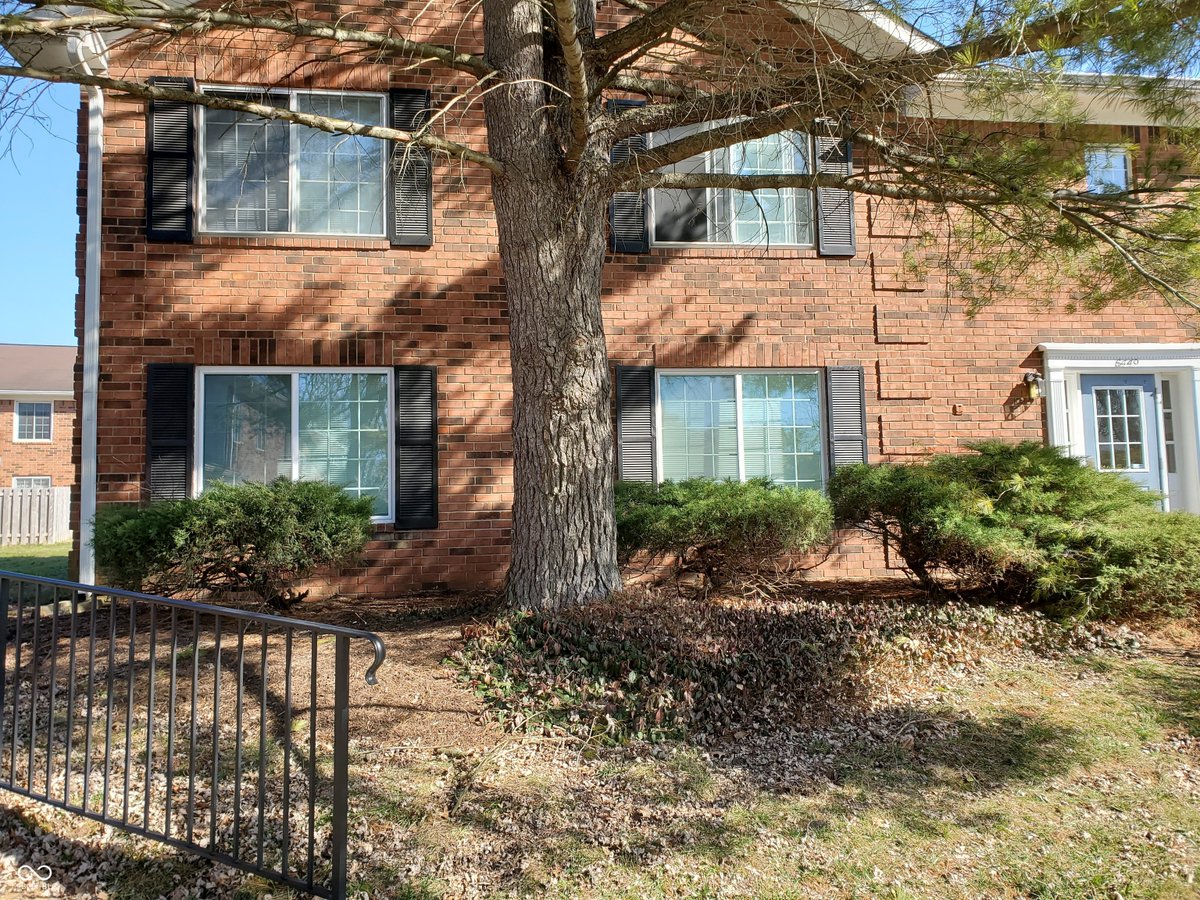 IndyDocTeam's tweet image. NEW LISTING ALERT! Only $109,900!!
DM for more details.
#buyacondo #firsttimehomebuyer #downsizers #realtor #springhomebuying