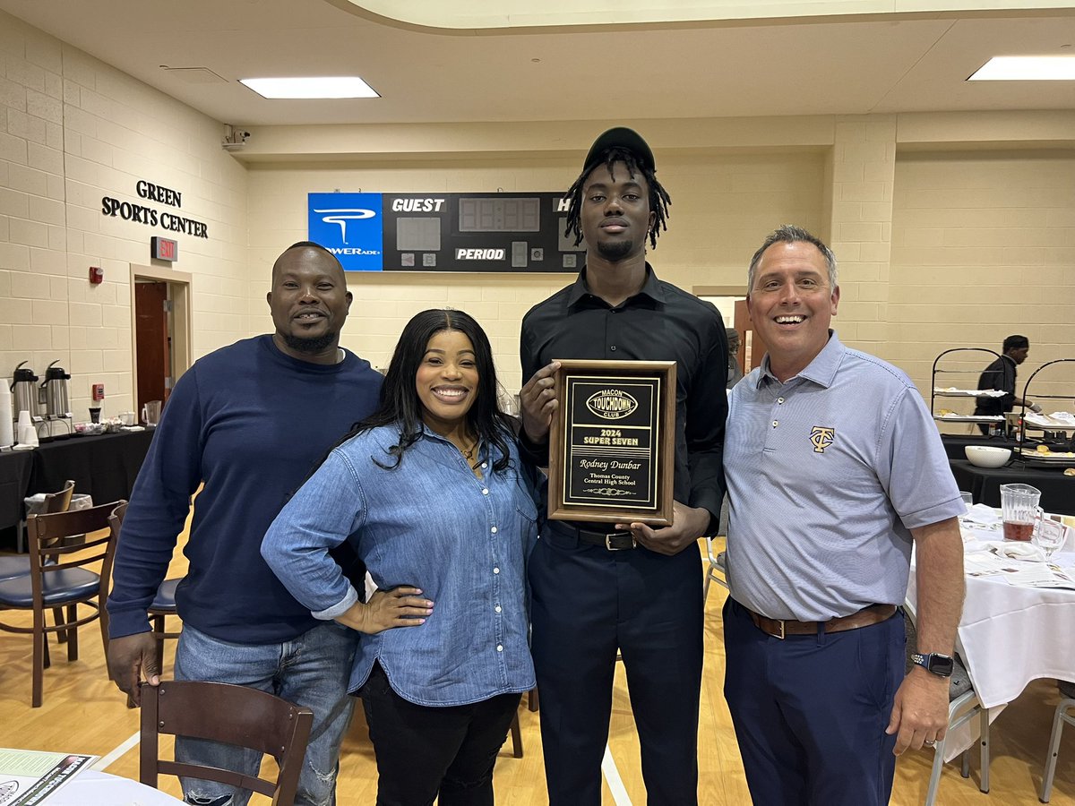 TCCHS Football (@tcchsyjfootball) on Twitter photo Rodney Dunbar was recently recognized by the Macon Touchdown Club as a Super 7 junior football player!
They recognize 7 of the best juniors in the state every year. Congratulations Rodney!
#TheCounty #TogetherWeSwarm #W1NTHEDAY <a href="/jaydondunbar/">Jaydondunbar</a> Rodney Dunbar was recently recognized by the Macon Touchdown Club as a Super 7 junior football player!
They recognize 7 of the best juniors in the state every year. Congratulations Rodney!
#TheCounty #TogetherWeSwarm #W1NTHEDAY <a href="/jaydondunbar/">Jaydondunbar</a>