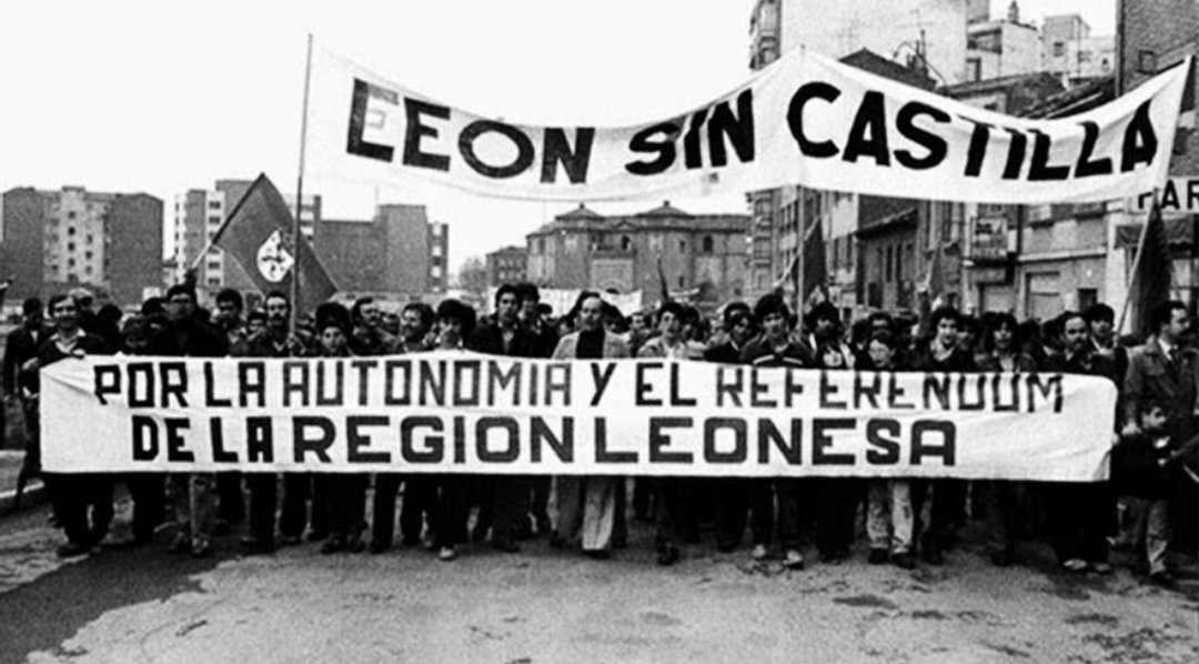 ILegionense's tweet image. 47 años del #LeónSinCastilla. Hoy 18 de marzo es el aniversario de la primera manifestación por la #AutonomíaLeonesa en 1978. Hoy la lucha leonesista sigue, más viva y fuerte que nunca, y nuestro autogobierno está cada vez más cerca. Lo conseguiremos 🆓🦁 #LexitYA #La18