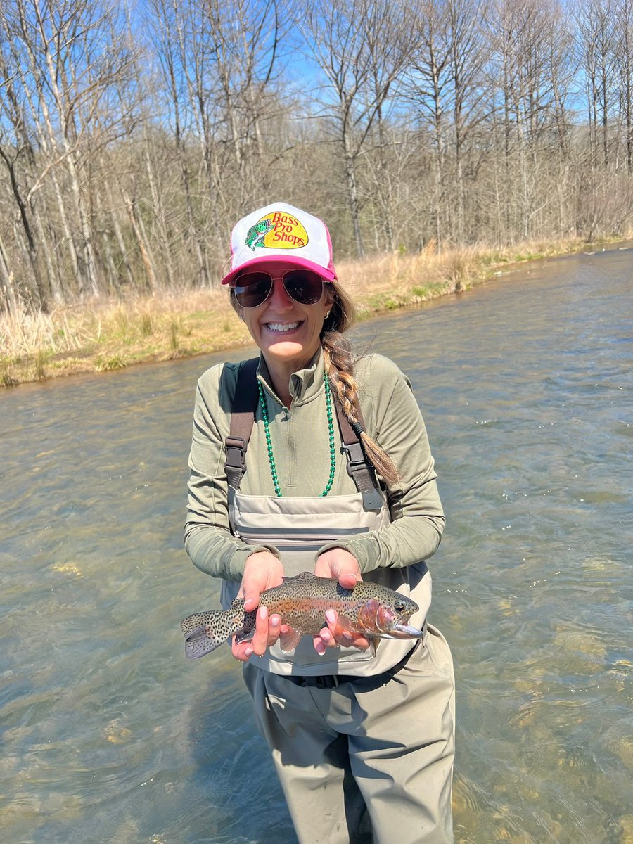FrazierForTexas's tweet image. It just doesn&apos;t get any better than this! Fly fishing on spring break in Beavers Bend @traciefrazier